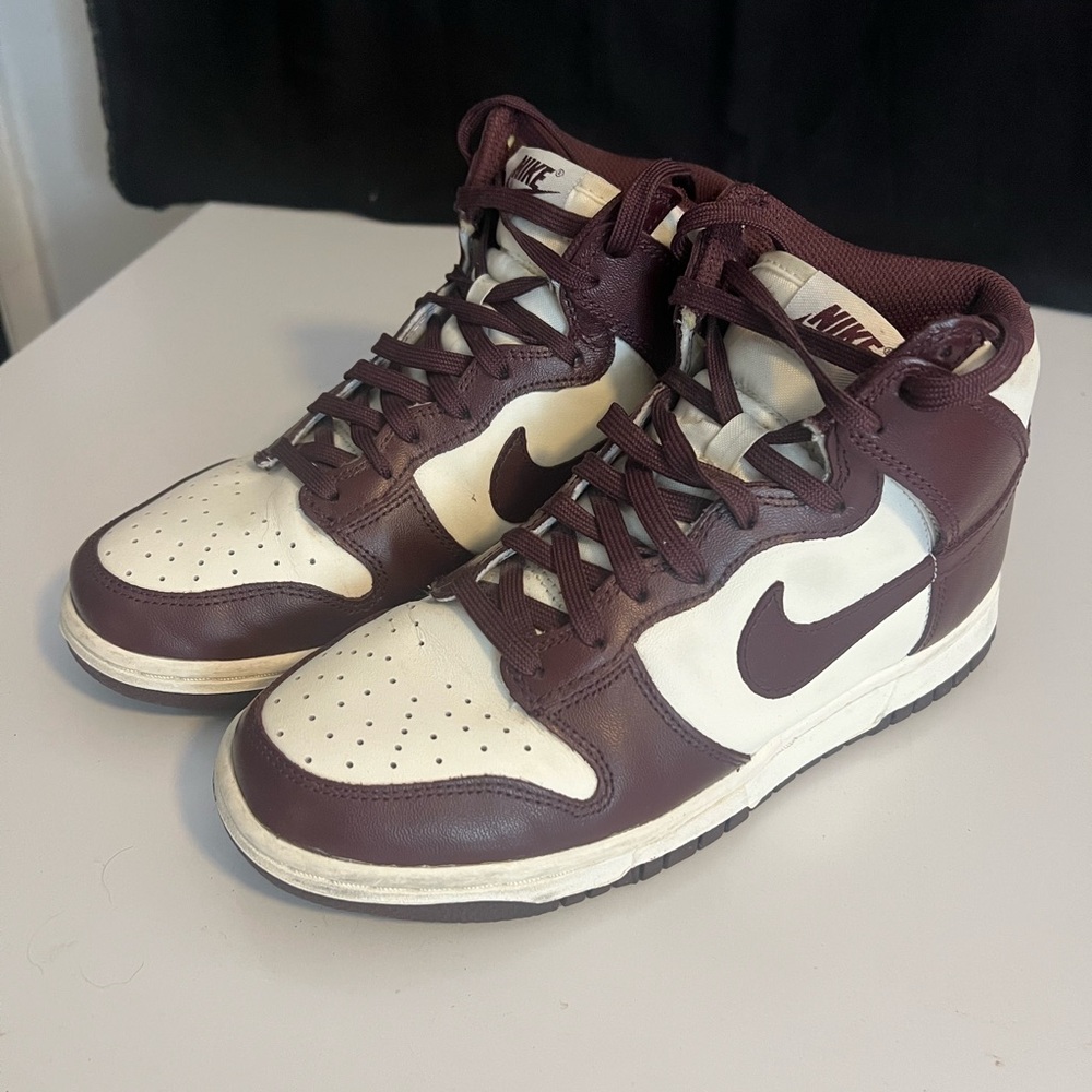 Nike High Top Women's Sneakers in Burgundy Crush - Picture 3 of 4